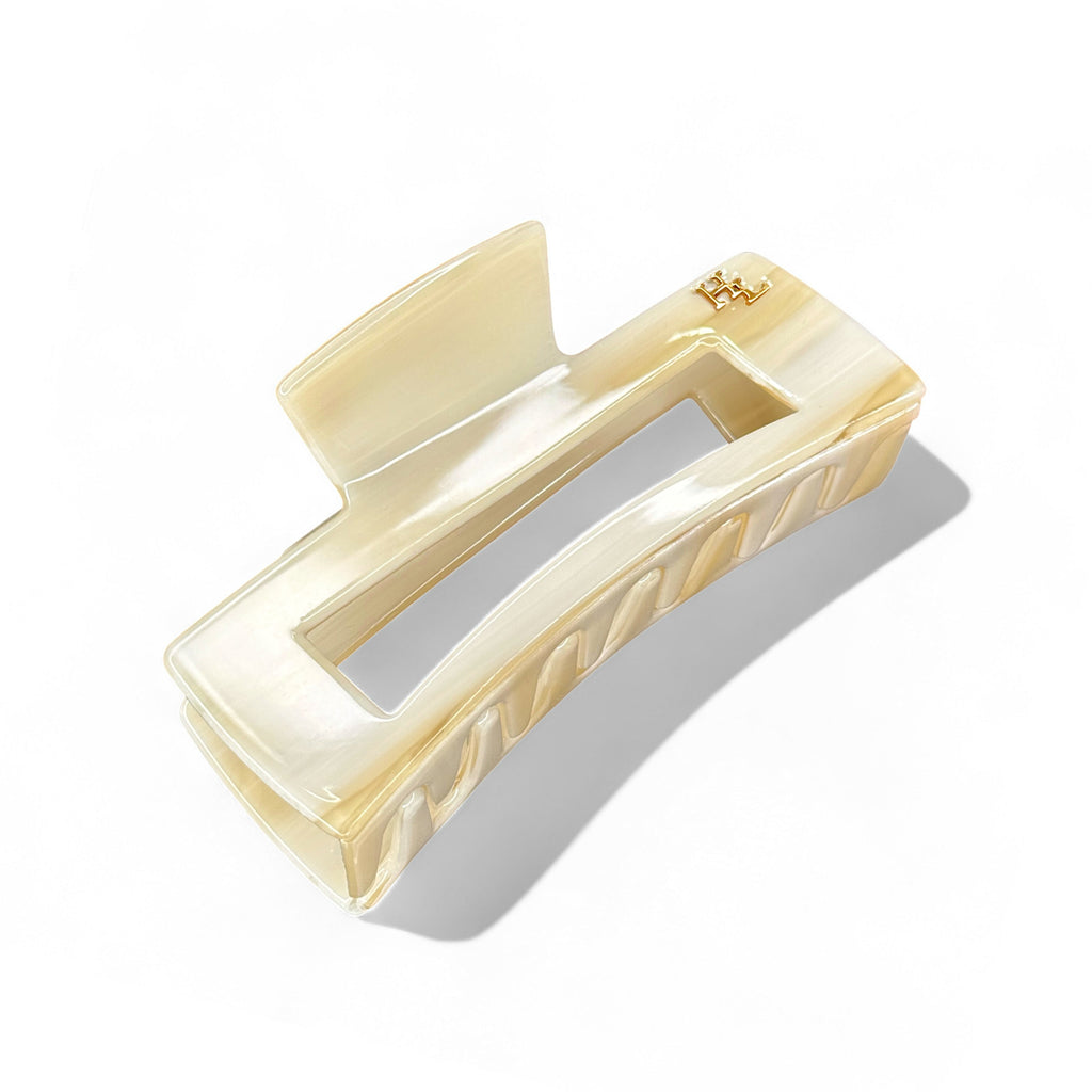 Ecofriendly Acetate Large Claw - Sand